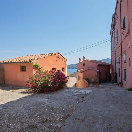 Helloelba Appartamento Il Faro Портоферрайо Екстер'єр фото