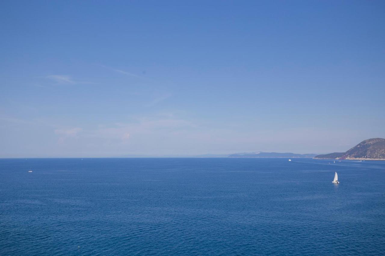 Helloelba Appartamento Il Faro Портоферрайо Екстер'єр фото